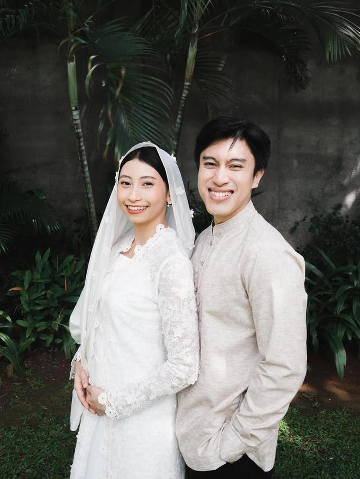 6 Momen Tasyakuran 4 Bulan Kehamilan Istri Ragahdo, Calon Cucu Pertama Yayuk Suseno