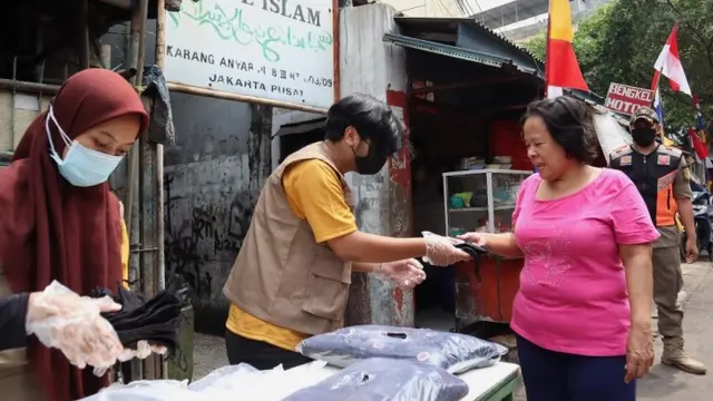 Gerakan Mobil Masker BNPB untuk Masyarakat