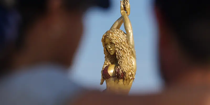 Patung Shakira Didirikan di Kampung Halamannya di Kolombia