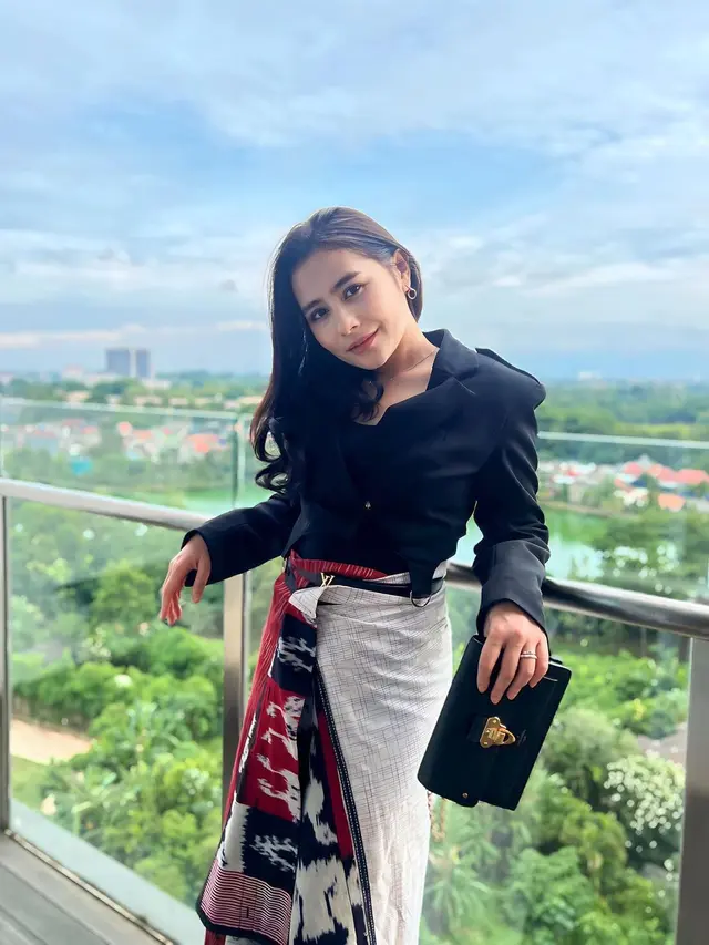 Prilly Latuconsina (Instagram/prillylatuconsina96)
