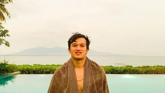 Arya Vasco dan Cinta Laura diduga tengah jalin hubungan asmara