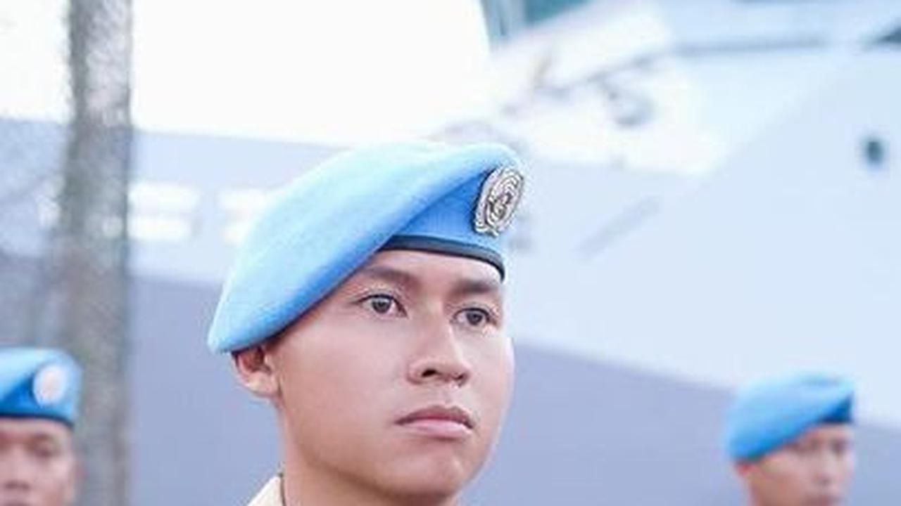 Dikirim ke Lebanon, ini Sosok Lettu Rakha Anak Jenderal Eks Komandan Marinir Kompak Kenakan Seragam TNI AL dengan Sang Ayah