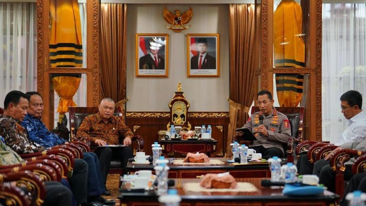 Sinergi Kemenhub Polri: Pastikan Kelancaran dan Keamanan Angkutan Nataru 2025/2026
