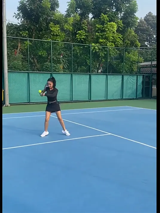 [Instagram/yunishara36]