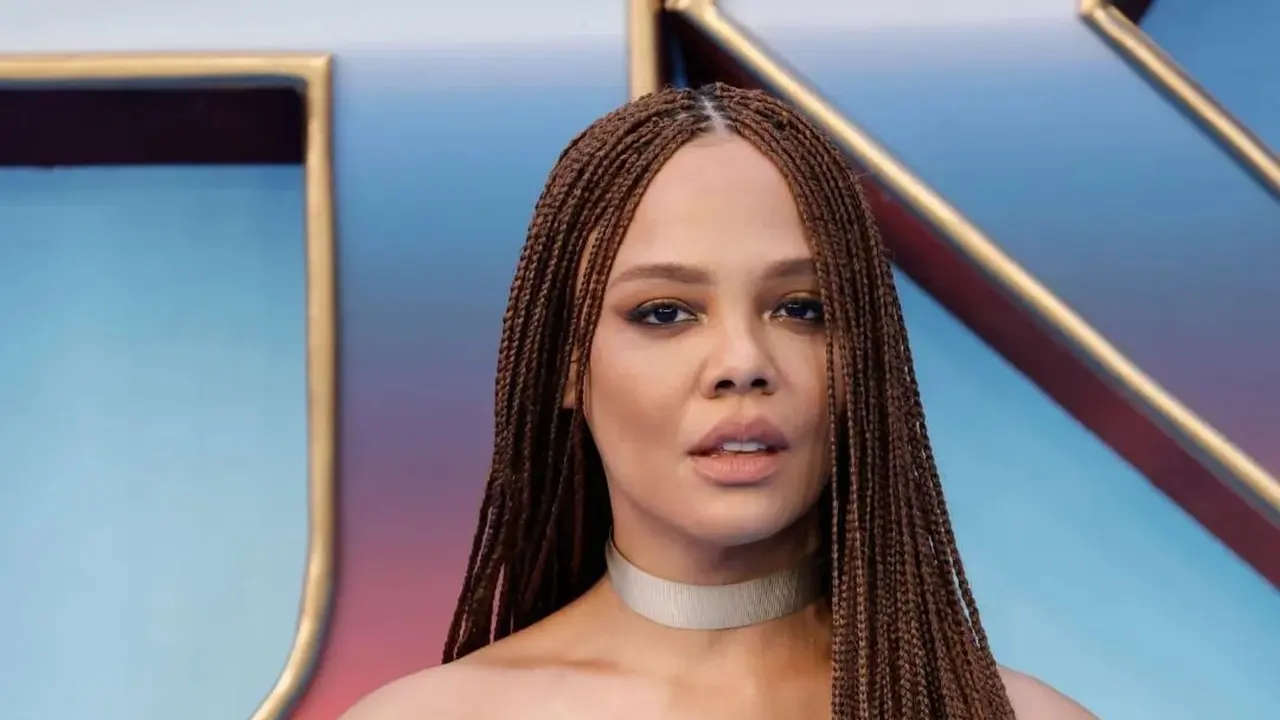 Parade Busana Natalie Portman hingga Tessa Thompson di Premiere Film Thor: Love and Thunder di Inggris