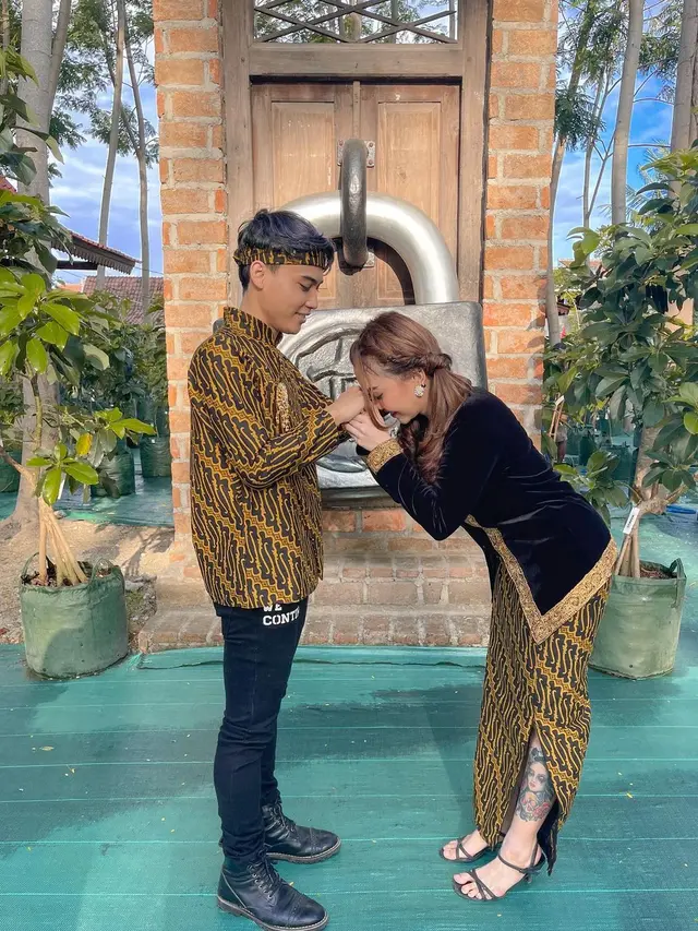 6 Potret Mesra Syahiba Saufa dan James Alodi, Bak Prewedding. (Sumber: Instagram/james.ap23 dan Instagram/syahiba_saufa)