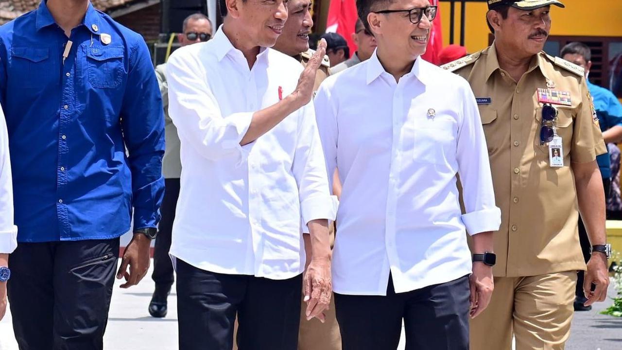 Resmikan Jalan di Muntilan, Jokowi Ungkap Anggaran Pemerintah Pusat ke Jateng Rp1,36 triliun