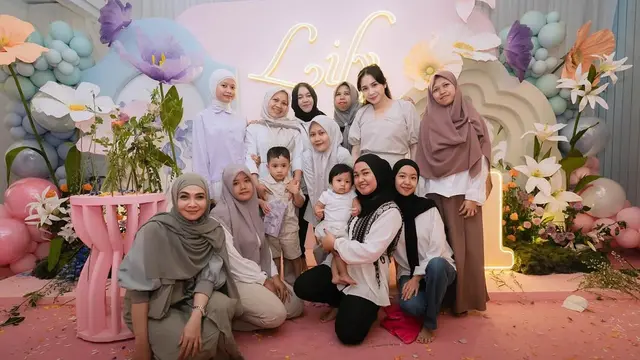 Potret Kompak Tiga Pengasuh Anak Raffi Ahmad di Berbagai Momen/Instagram @shela_lala96