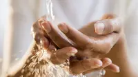 Meski sepele, tapi dengan cuci tangan yang benar sebenarnya kita bisa mencegah berbagai macam penyakit seperti flu. 
