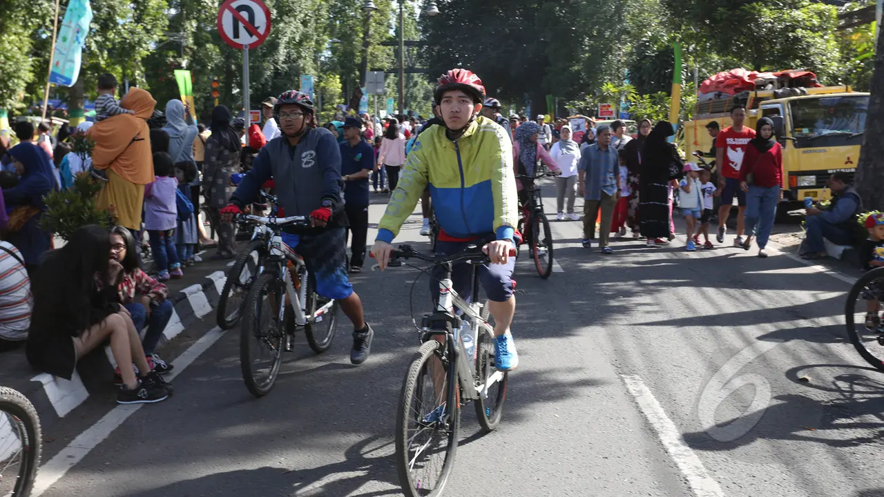 Antusias Warga Bandung Menikmati Car Free Day