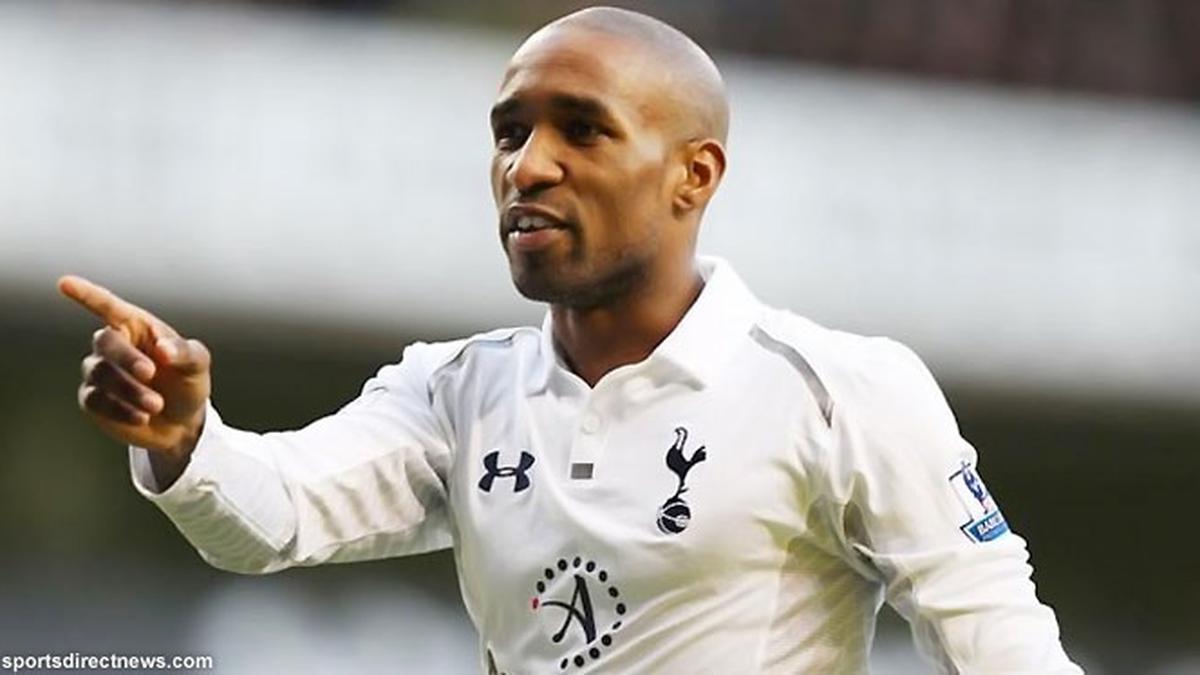 Defoe Absen Tiga Pekan