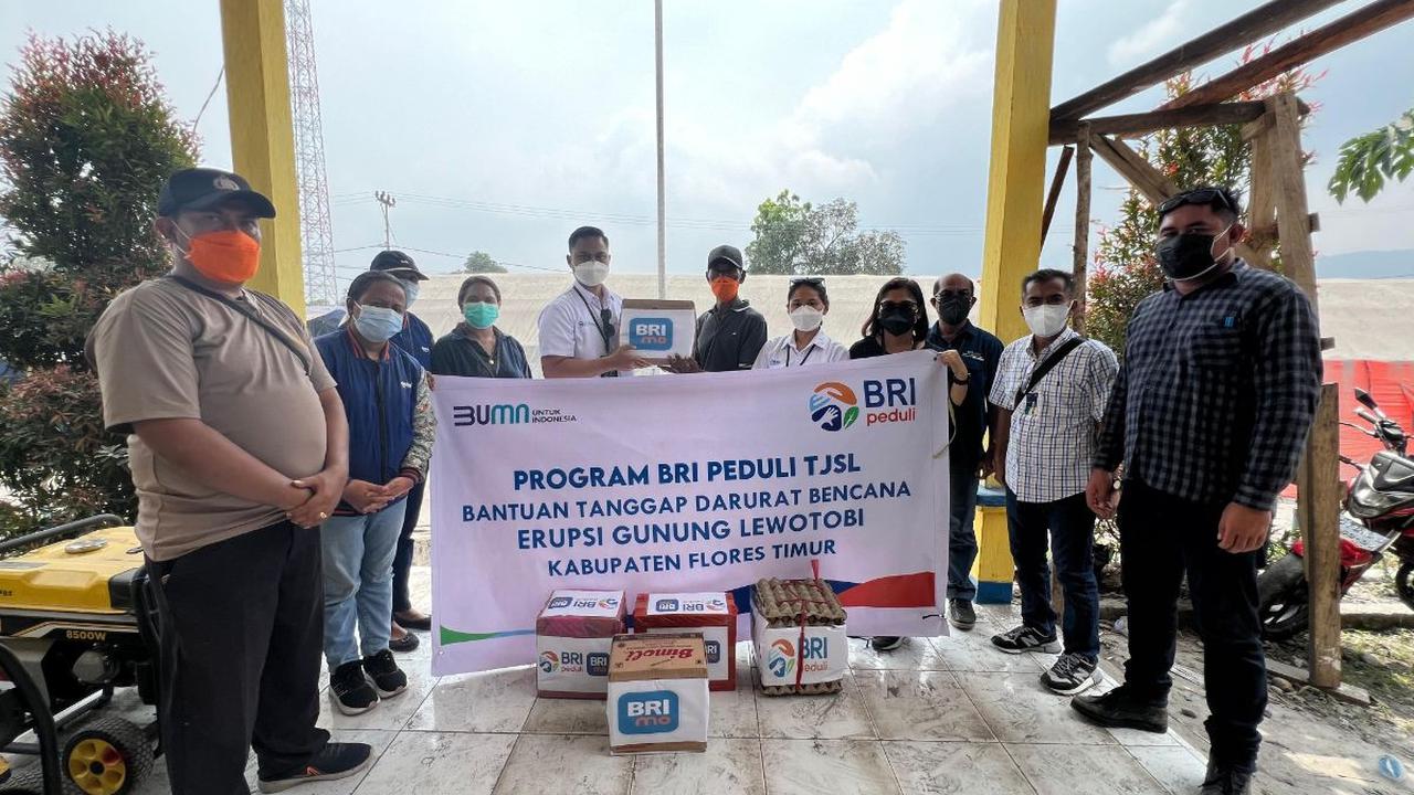 Gunung Lewotobi Laki-Laki Erupsi, BRI Peduli Turun Tangan Bantu Sembako Hingga Obat-obatan