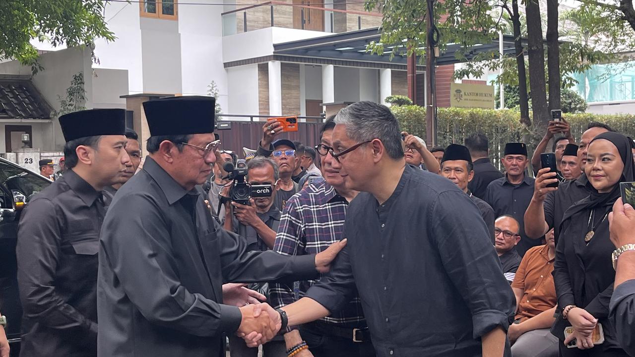 SBY dan JK Datang Melayat ke Rumah Duka Guruh Soekarnoputra