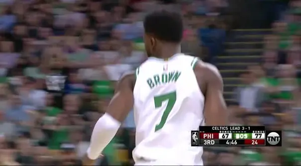 Berita video game recap NBA 2017-2018 antara Boston Celtics melawan Philadelphia 76ers dengan skor 114-112.