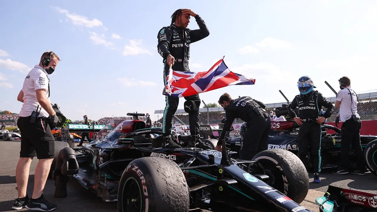 Pembalap Mercedes F1, Lewis Hamilton.