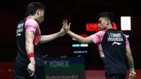 Ganda putra Indonesia, Leo Rolly Carnando/Daniel Marthin, melakukan selebrasi saat melawan wakil China, He Ji Ting/Zhou Hao Dong pada laga final Indonesia Masters 2023 di Istora Senayan, Jakarta, Minggu (29/1/2023). The Babies menang dengan skor 21-17, 21-16. (Bola.com/M Iqbal Ichsan)