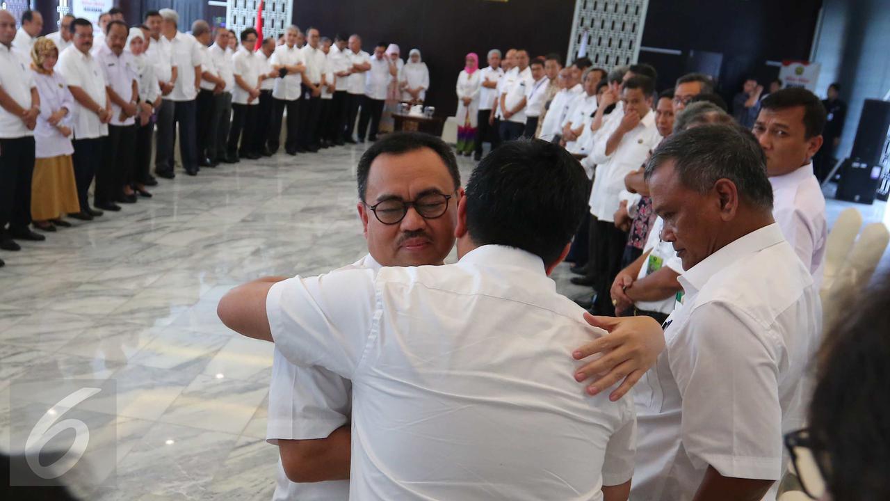 20160727-Gaya Pamitan Sudirman Said di Kementerian ESDM-Jakarta