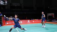 Ganda putri Indonesia Apriyani Rahayu/Siti Fadia Silva Ramadhanti melewati babak 32 besar Kumamoto Masters 2025 setelah mengalahkan&nbsp;pasangan Jepang Sayaka Hirota/Haruna Konishi di Kumamoto Prefectural Gymnasium, Selasa (11/11). (foto: PBSI)