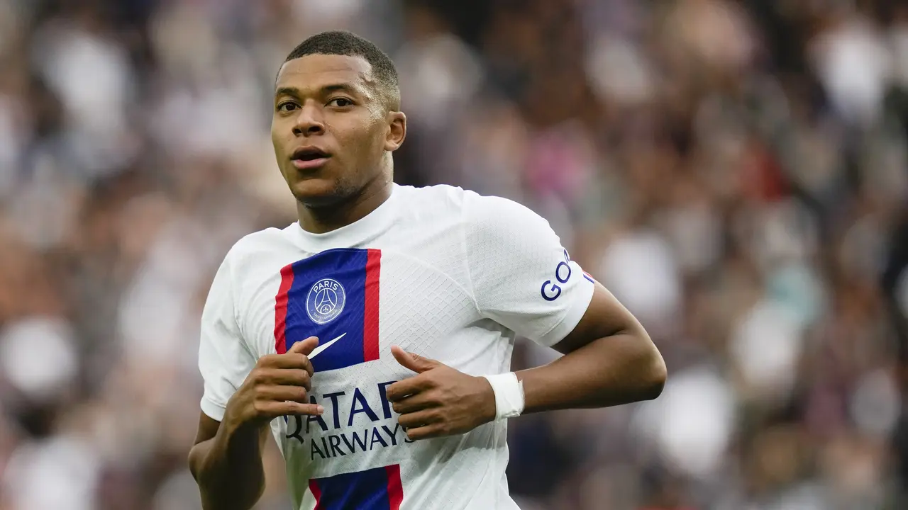 Kylian Mbappe - PSG