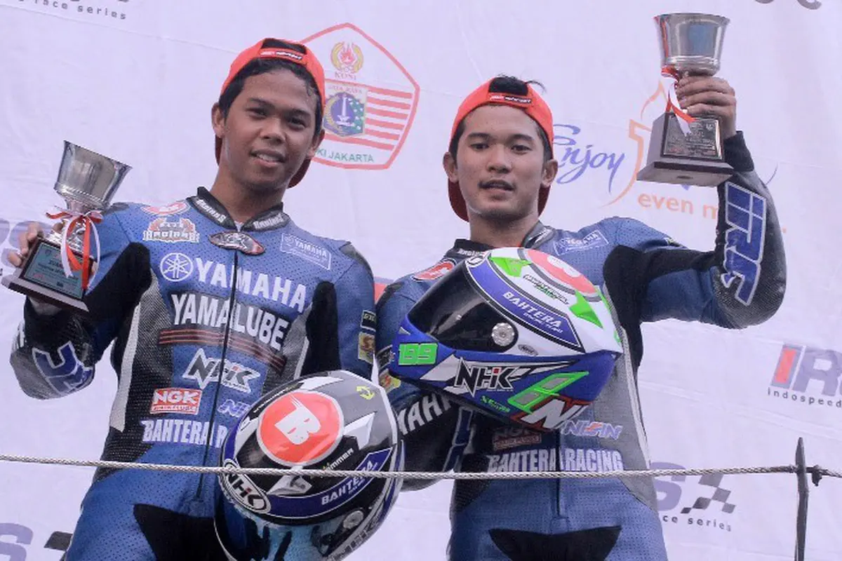 Syahrul Amin dan Willy Hammer (kiri)