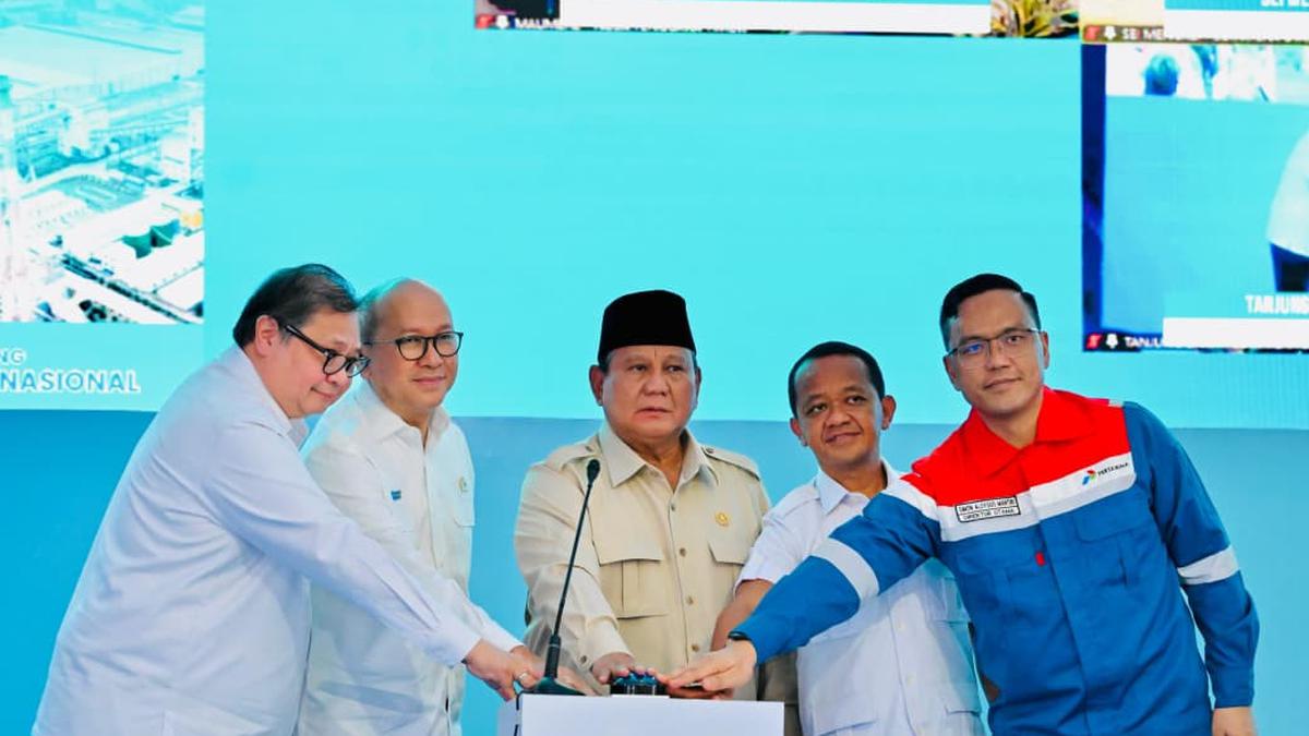 Presiden Prabowo Resmikan 13 Proyek Hilirisasi Rp116 Triliun di Cilacap