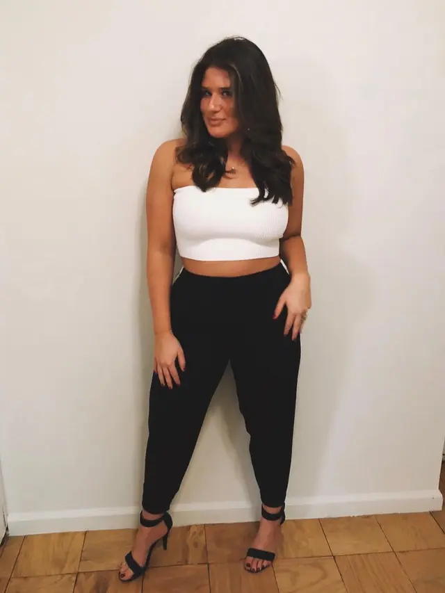 Model Plus Size