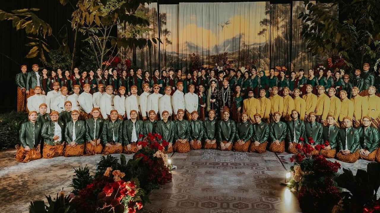 Deretan Bridesmaid dan Groomsmen di Resepsi Pernikahan Nino Kayam, Tampil Nyanyi Bak Konser