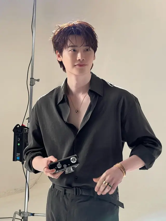 Lee Jong Suk [Foto: Instagram/0206]