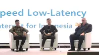 Peluncuran layanan internet untuk daerah 3T, BuanterOne, di perhelatan Indonesia Internet Expo & Summit (IIXS) 2023 di JlExpo Kemayoran. Credit: DTP