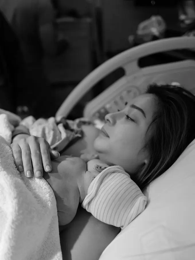 Nikita Willy melahirkan. (Instagram/nikitawillyoffcial94)