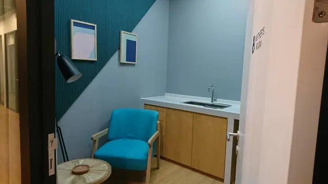 Coworking Space Warna-warni di Gedung Tinggi, Bikin Betah Kerja Lama-Lama