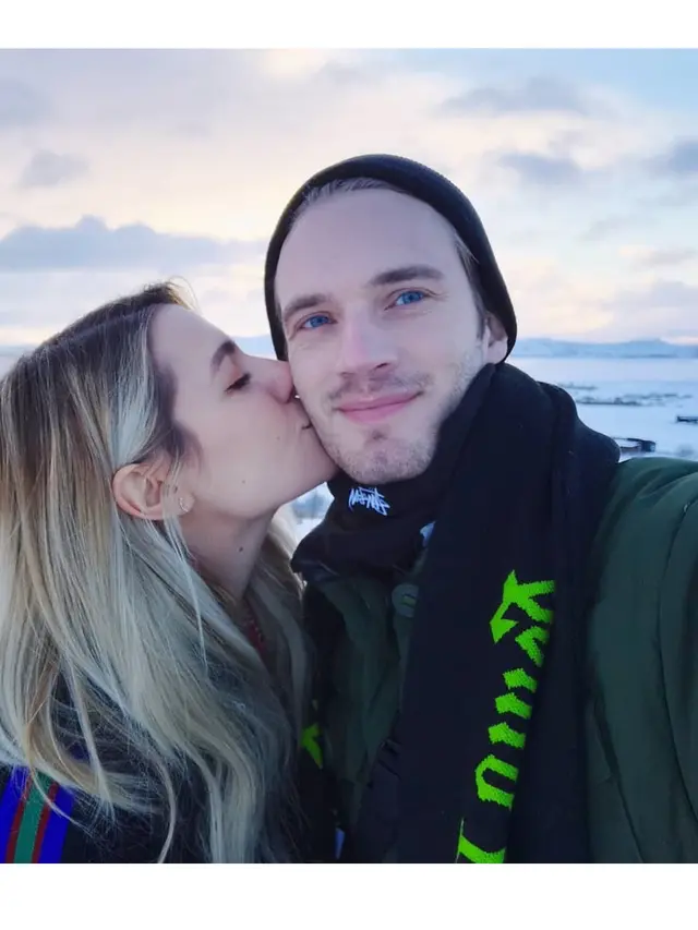 YouTuber Pewdiepie Menikah, Ini 7 Momen Kebersamaan Dengan Istri Setelah 8 Tahun Pacaran