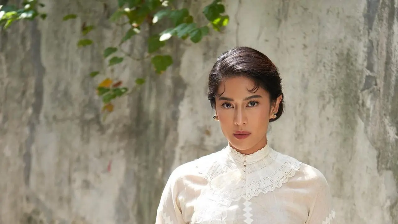 [Fimela] Dian Sastrowardoyo