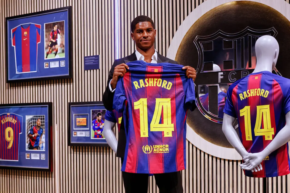Foto: Pamer Nomor Punggung 14, Marcus Rashford Resmi Membela Barcelona