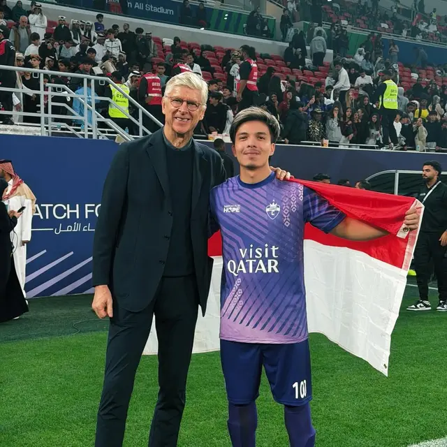 Atta Halilintar Bersama Pesepak Bola dan Youtuber Dunia