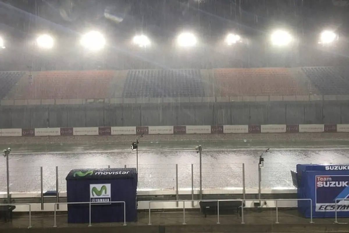 MotoGP Qatar: Kualifikasi Dibatalkan, Rossi Start di Baris Empat