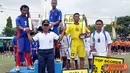 Citizen6, Karangpilang: urnamen Futsal antar TNI/Polri 2012 dalam rangka HUT Batalyon Howitzer-1 Marinir yang ke-11 dilaksanakan selama 10 hari di lapangan Futsal Batalyon Howitzer-1 Marinir, Karangpilang, Surabaya. (Pengirim: Budi Abdillah)