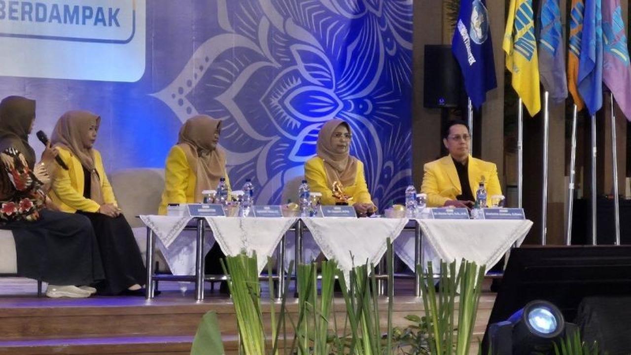 Fakta Unik: 1.065 Calon Wisudawan UT Surabaya Dibekali Literasi Data untuk Era Digital