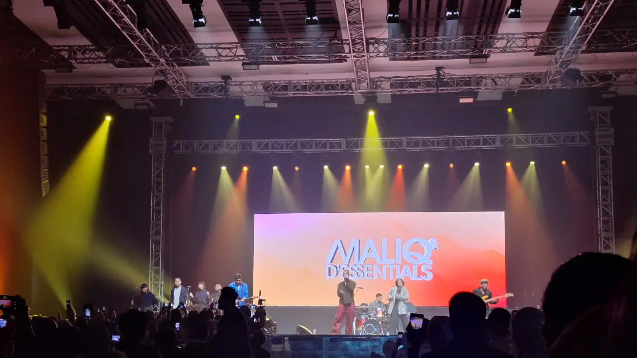 Maliq & D'Essentials