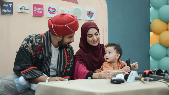 Ammar Zoni dan Irish Bella.