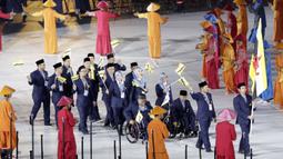 Suasana saat pembukaan Asian Para Games di SUGBK, Jakarta, Sabtu (06/10/2018). Pembukaan dimeriahkan para penyandang disabilitas. (Bola.com/M Iqbal Ichsan)