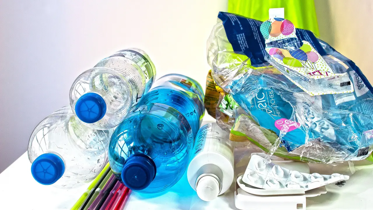 Sampah plastik
