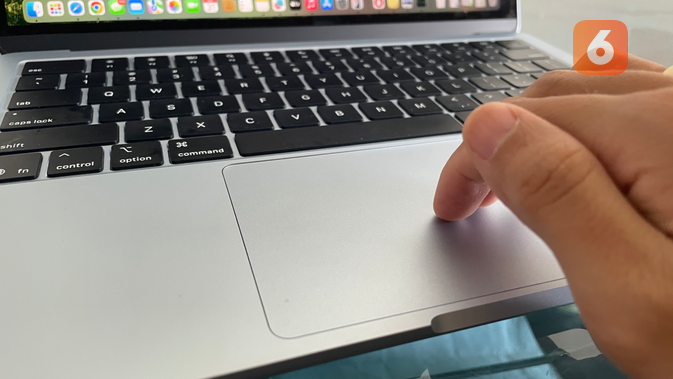 Macbook Air M4 13 Inci. (Liputan6.com)