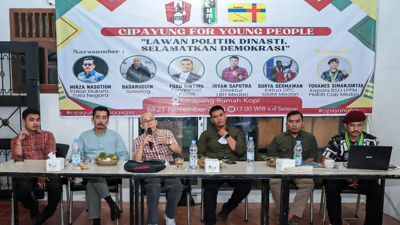 Sejumlah mahasiswa yang tergabung dalam Forum Cipayung Kota Medan, Sumatera Utara (Sumut) menyampaikan pernyataan sikap terkait adanya politik dinasti (Istimewa)