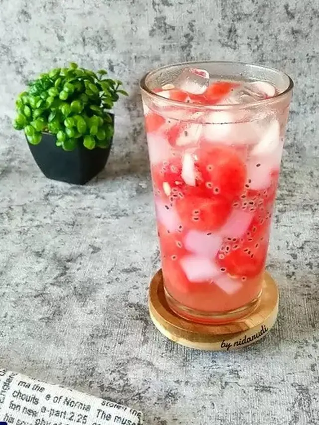 7 Resep Olahan Semangka yang Enak dan Menyegarkan, Cocok untuk Cuaca Panas