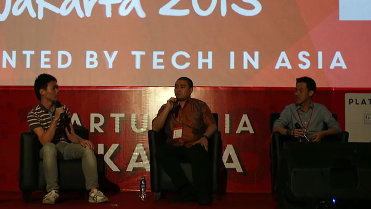 diskusi-e-tech-131122c.jpg
