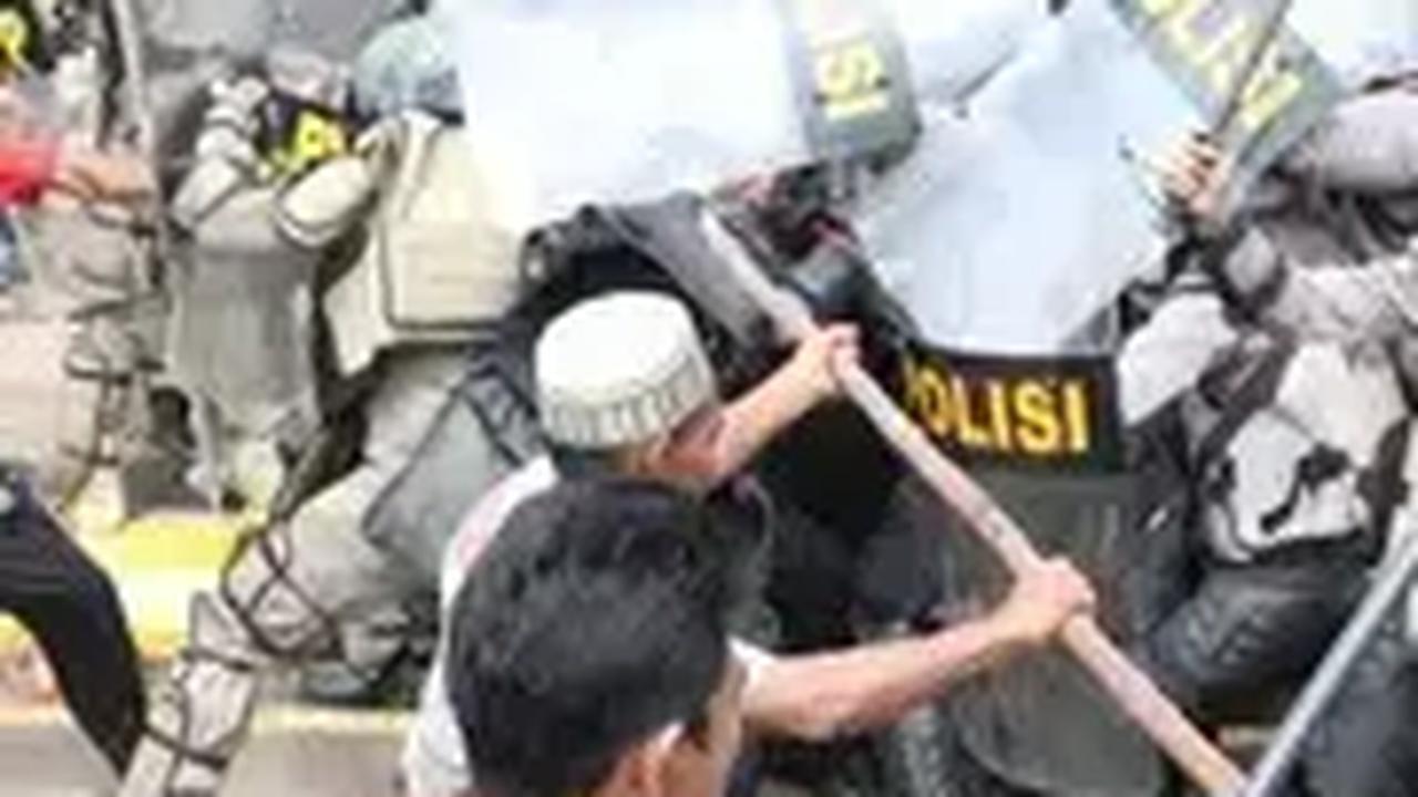 8 Orang Ditangkap Polisi saat Bentrokan di Rempang Batam