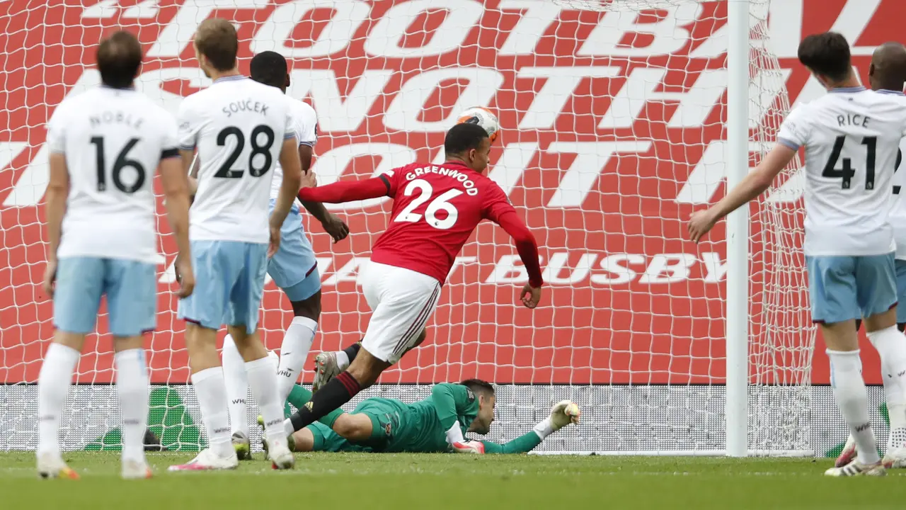 Hasil Liga Inggris: MU Tersandung, Chelsea Babak Belur