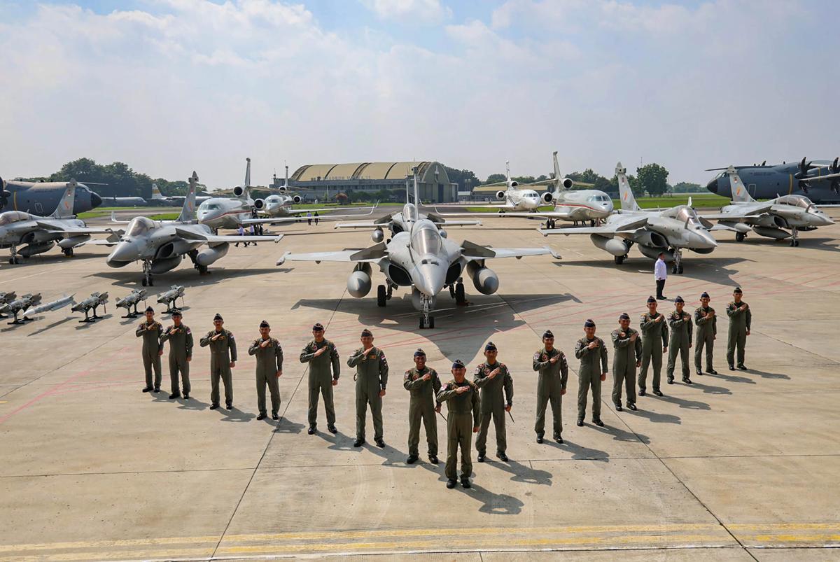 FOTO: Penampakan Pesawat Rafale Falcon 8X dan Airbus A400M di Lanud  Halim
