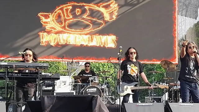 Powerslaves
